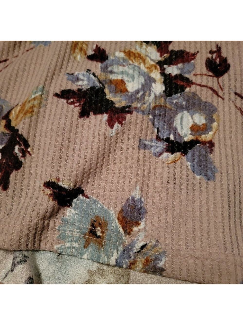 Ivy Jane Mixed Material Top.  Waffle fabric top with different kinds of fabric - Picture 7 of 9